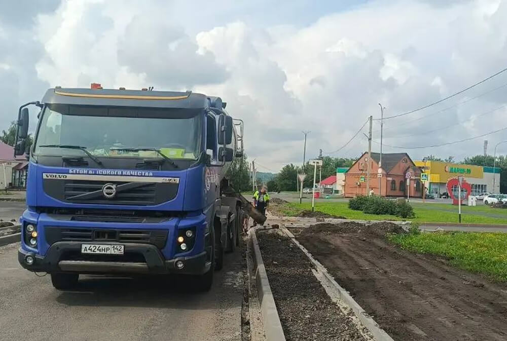 Бетон для устройства тротуара с доставкой в Кемеровской области